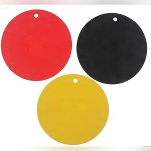 NWT-Disney Daiso Mickey Icon 1-Piece Silicone Pot Mat, Black, Red or Yellow